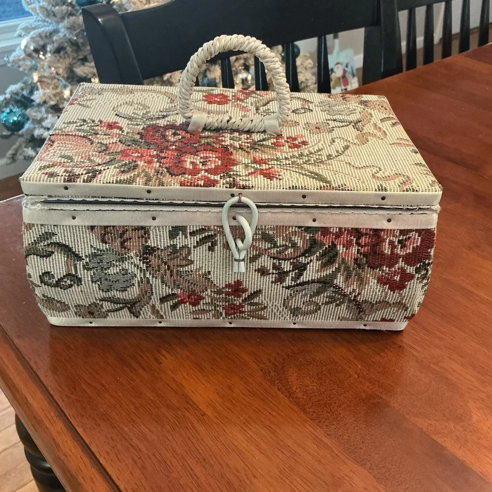 Vintage Sewing box Tapestry fabric cushion covered basket w/handle & Insert